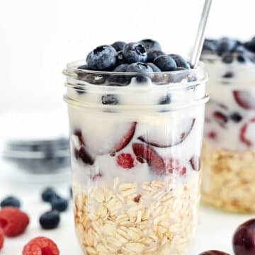 Cherry Berry and Banana Overnight Oats | foodiecrush.com