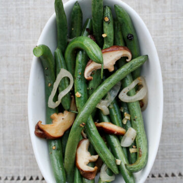 Green Beans and Shiitake Mushrooms from foodiecrush.com