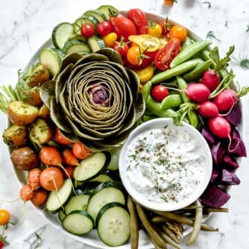 Vegetable Plate with Greek Yogurt Tzatziki Sauce Dip | foodiecrush.com